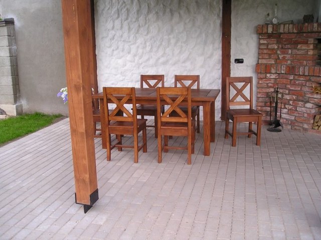 Lauko stalas ir kėdės